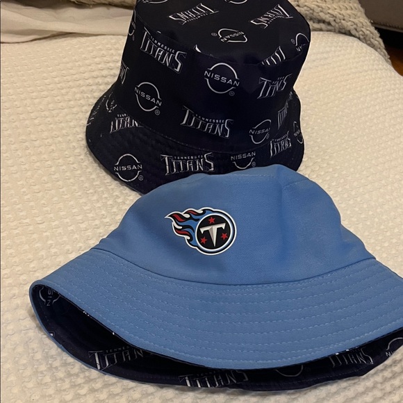 Tennessee Titans Reversible Bucket Hat Set - Picture 1 of 5